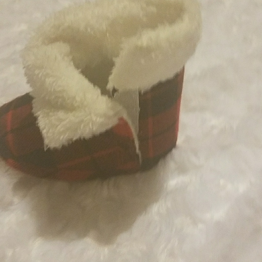 Baby Shoe Size 0-6 Months - Picture 3 of 4